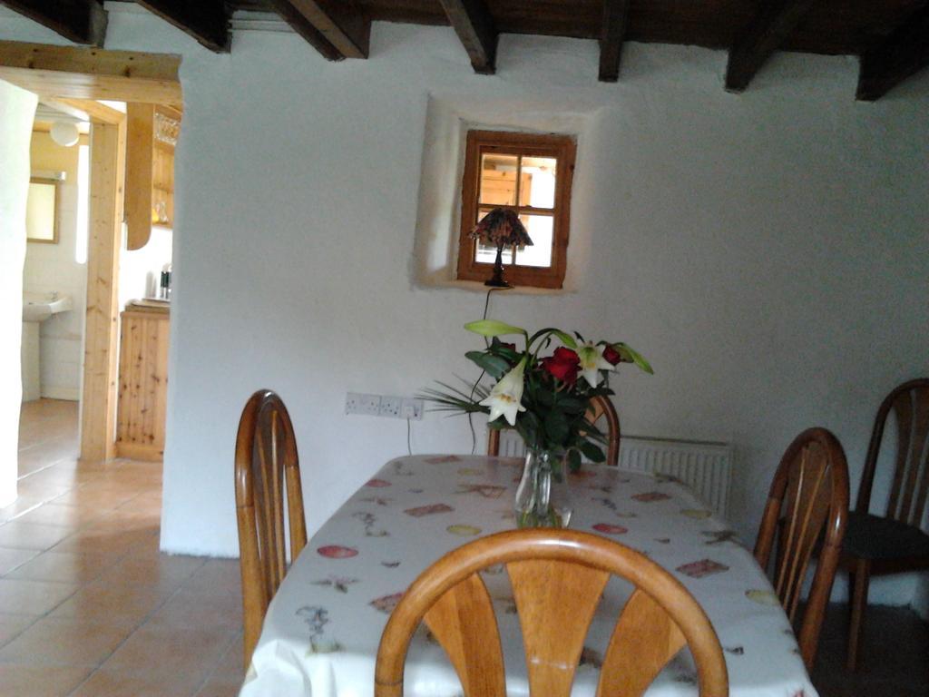 Westland Traditional Cottage Dated 1700'S Ardea Exterior photo