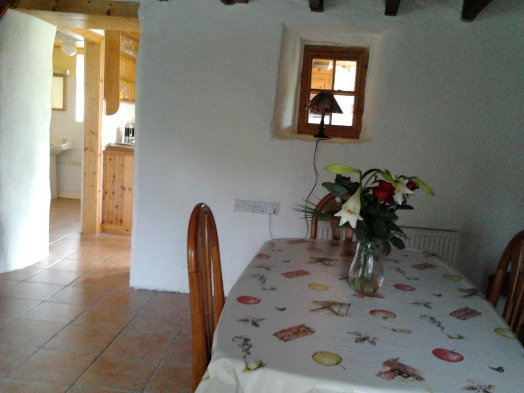 Westland Traditional Cottage Dated 1700'S Ardea Exterior photo